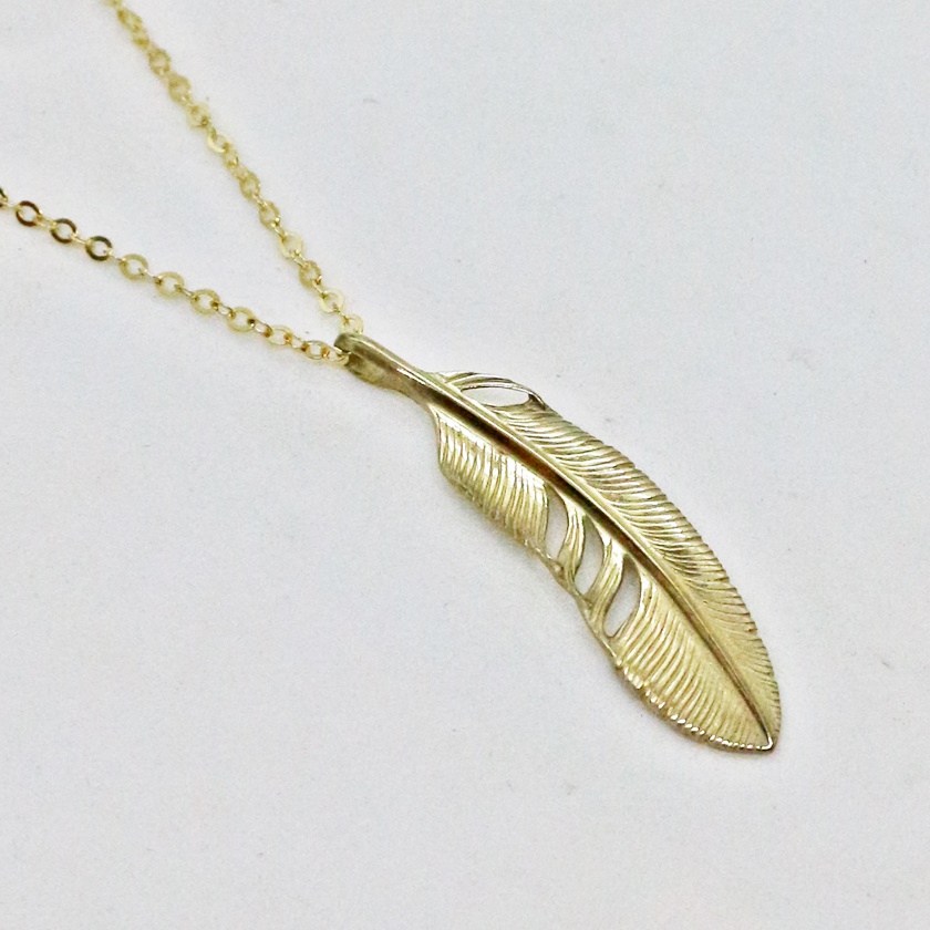 10K GOLD FEATHER NECKLACE < with 14K Gold Filled Chain > 10K 