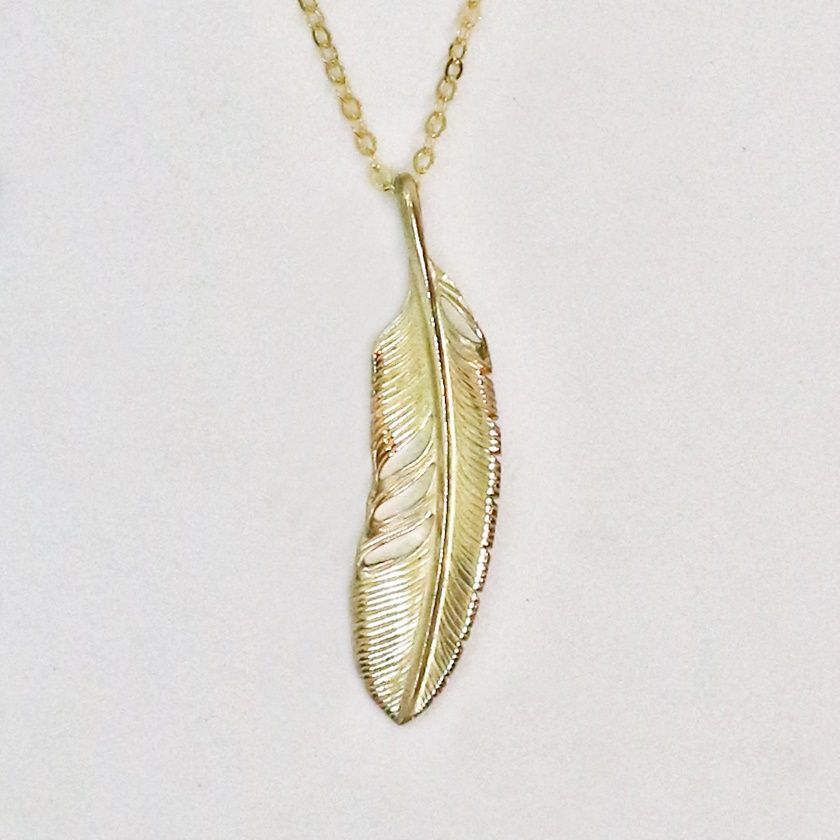 10K GOLD FEATHER NECKLACE < with 14K Gold Filled Chain > 10K 